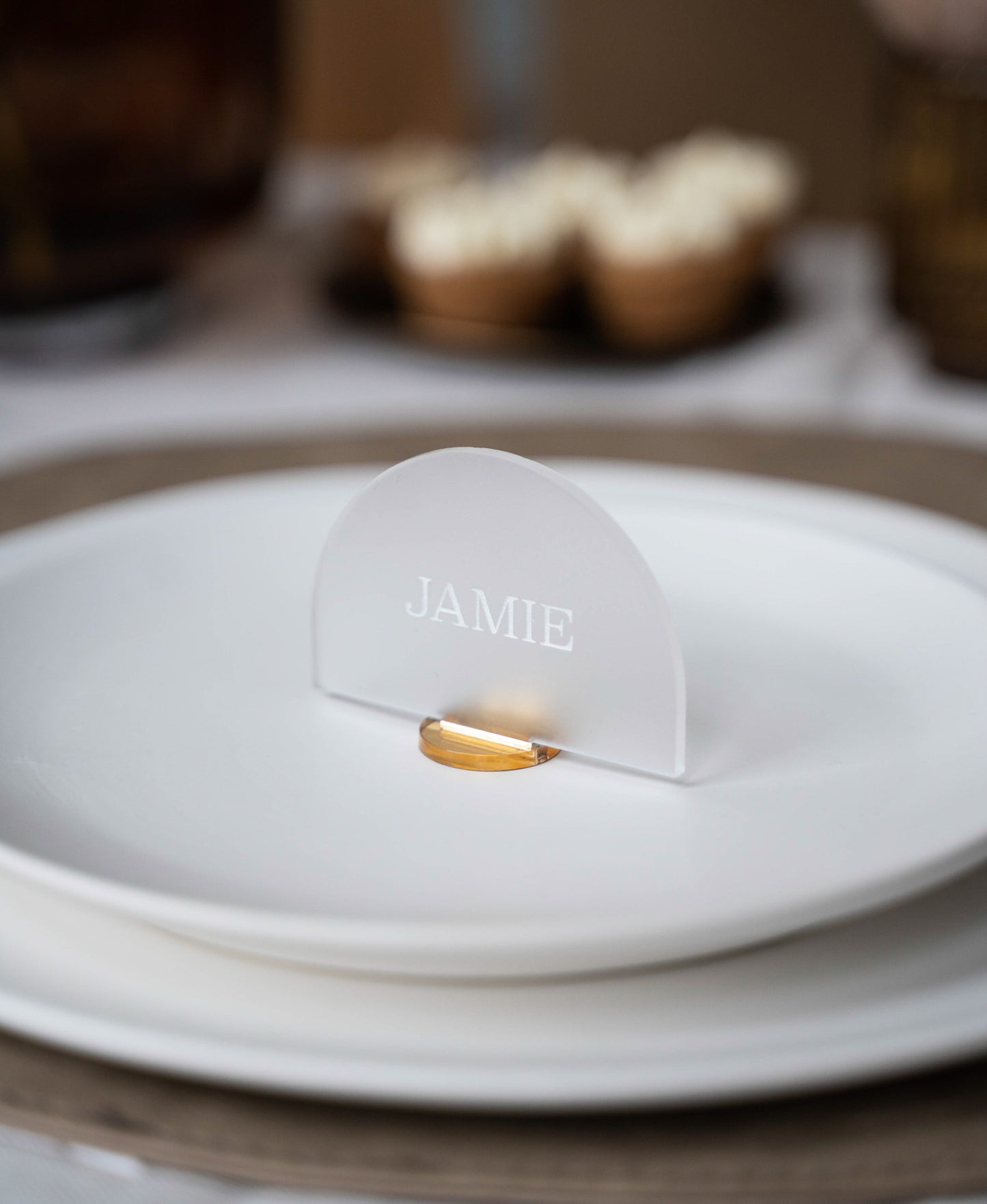 Arch place cards with stand